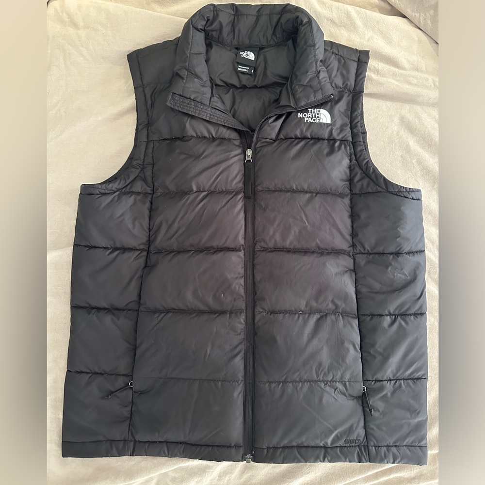 The North Face 550 Black Puffer Vest Men’s Large